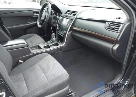 2017 Toyota Camry Le z USA, uszkodzony, nr VIN 4T1BF1FKXHU297090